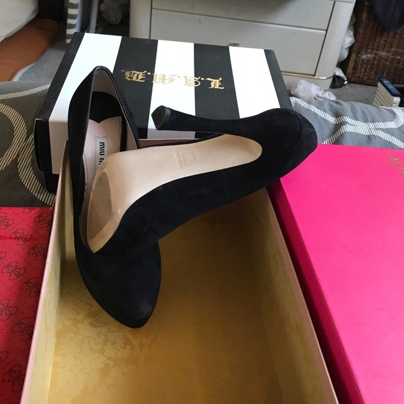 Miu Miu black suede platform pump - Picture 3 of 4